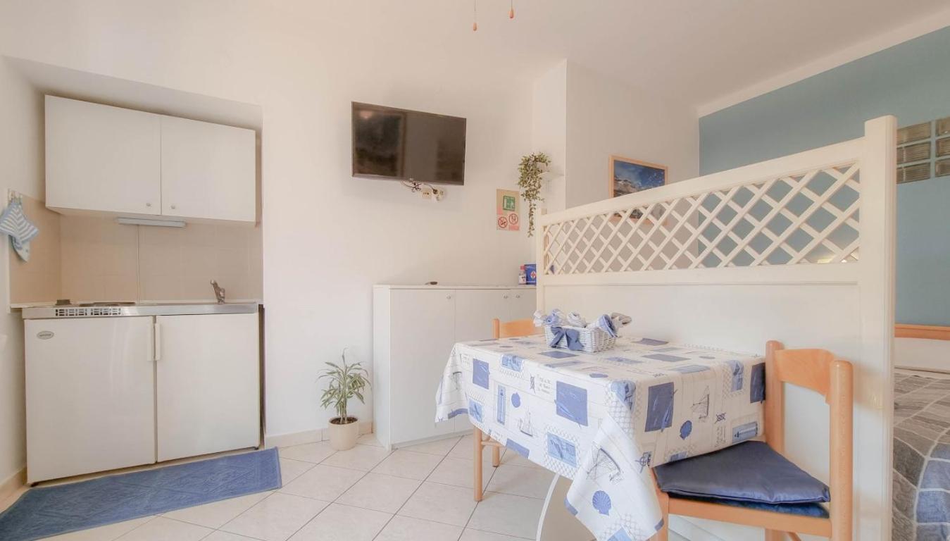 Alma One Apartment Novigrad  Ngoại thất bức ảnh